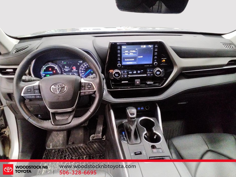 Toyota Highlander Hybrid XLE 2022-13