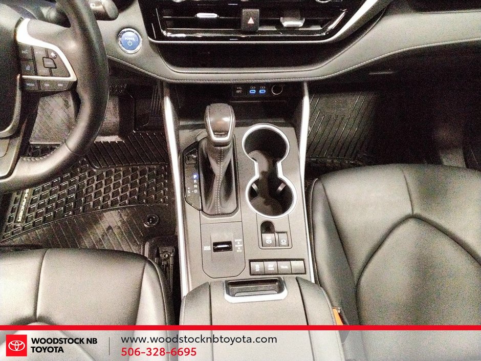 Toyota Highlander Hybrid XLE 2022-18