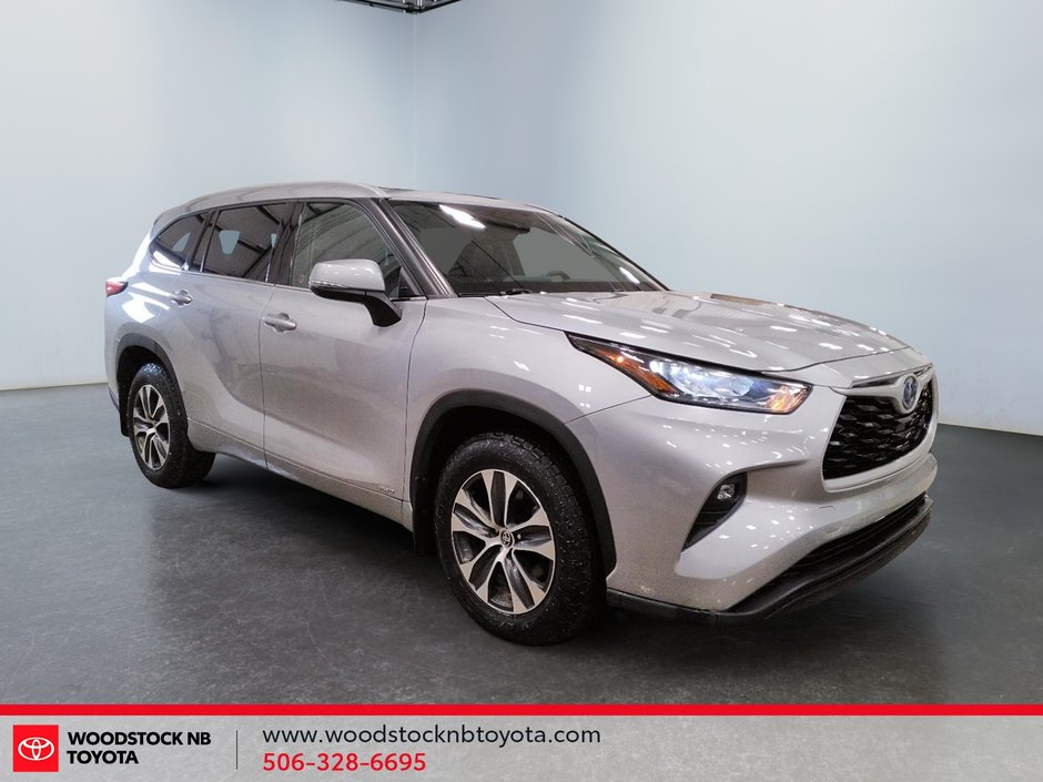 Toyota Highlander Hybrid XLE 2022-1