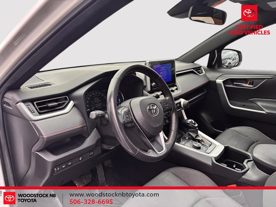 Toyota RAV4 Prime SE 2023-7