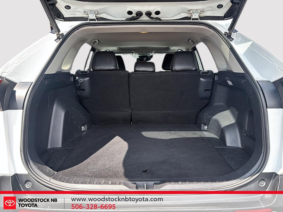 2019 Toyota RAV4 Hybrid XLE-7