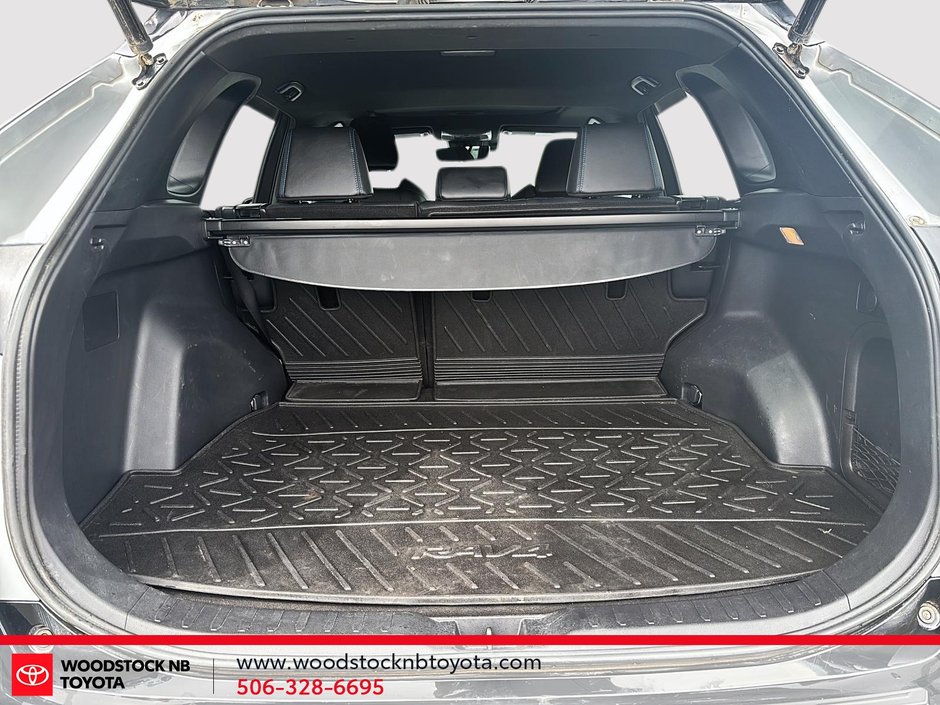 2021 Toyota RAV4 Hybrid XLE-7