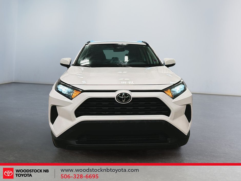 2021 Toyota RAV4 LE-2