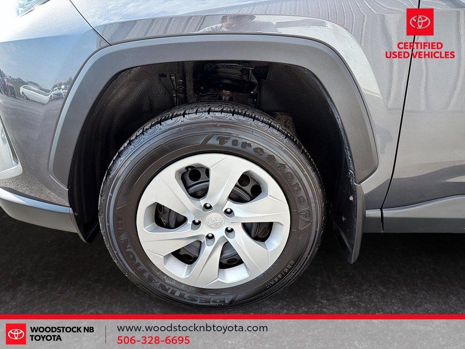 Toyota RAV4 LE 2022-12