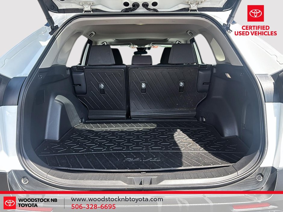 2024 Toyota RAV4 Hybrid XLE-7