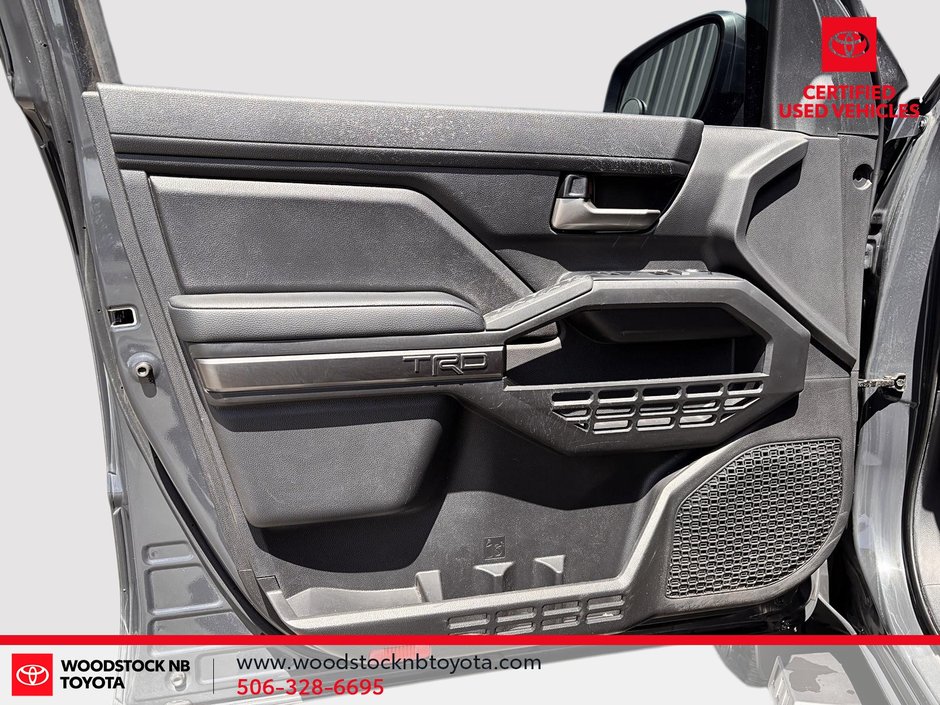 2024 Toyota Tacoma DOUBLE CAB AT-20