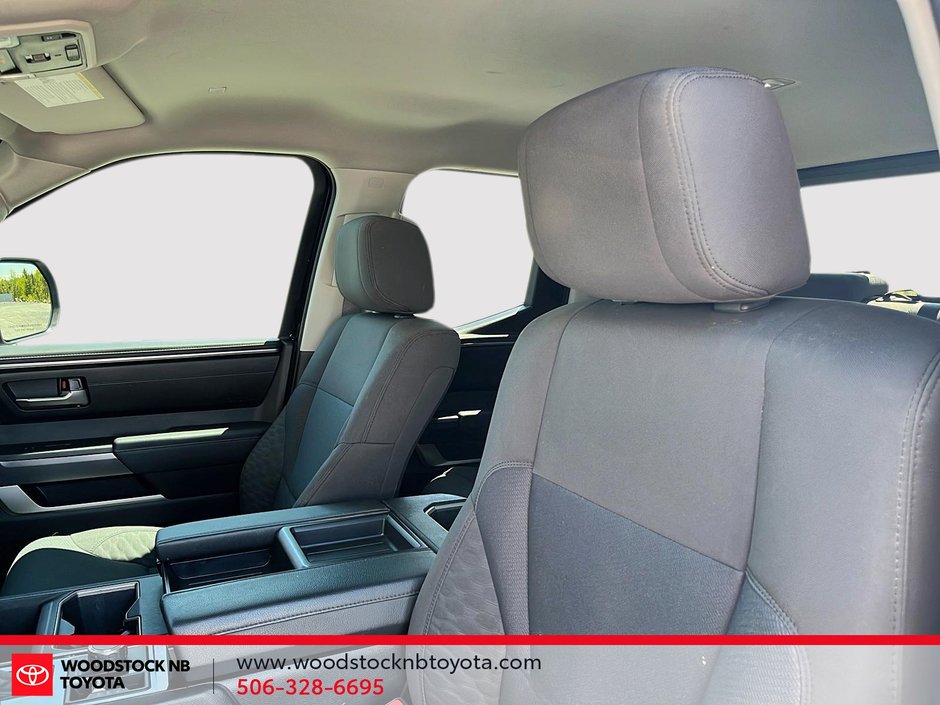 2022 Toyota Tundra DOUBLE CAB SR-10