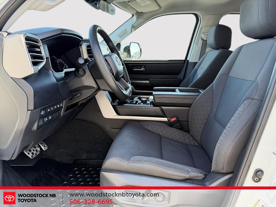 2023 Toyota Tundra CREWMAX SR-8