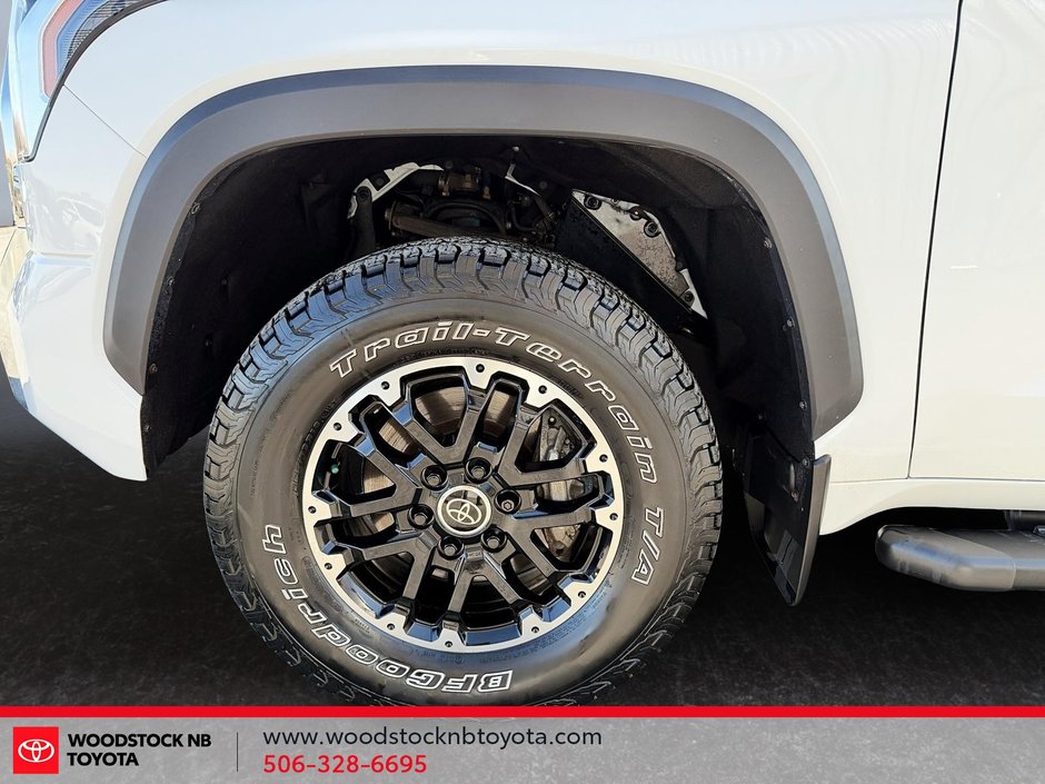 2023 Toyota Tundra CREWMAX SR-7