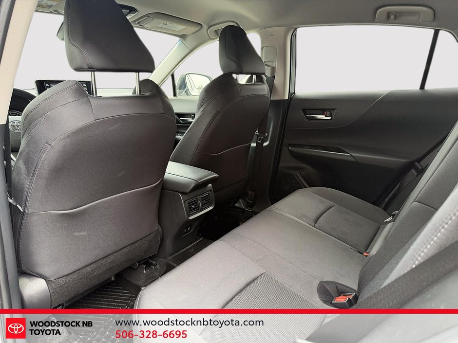 Toyota Venza  2021-14