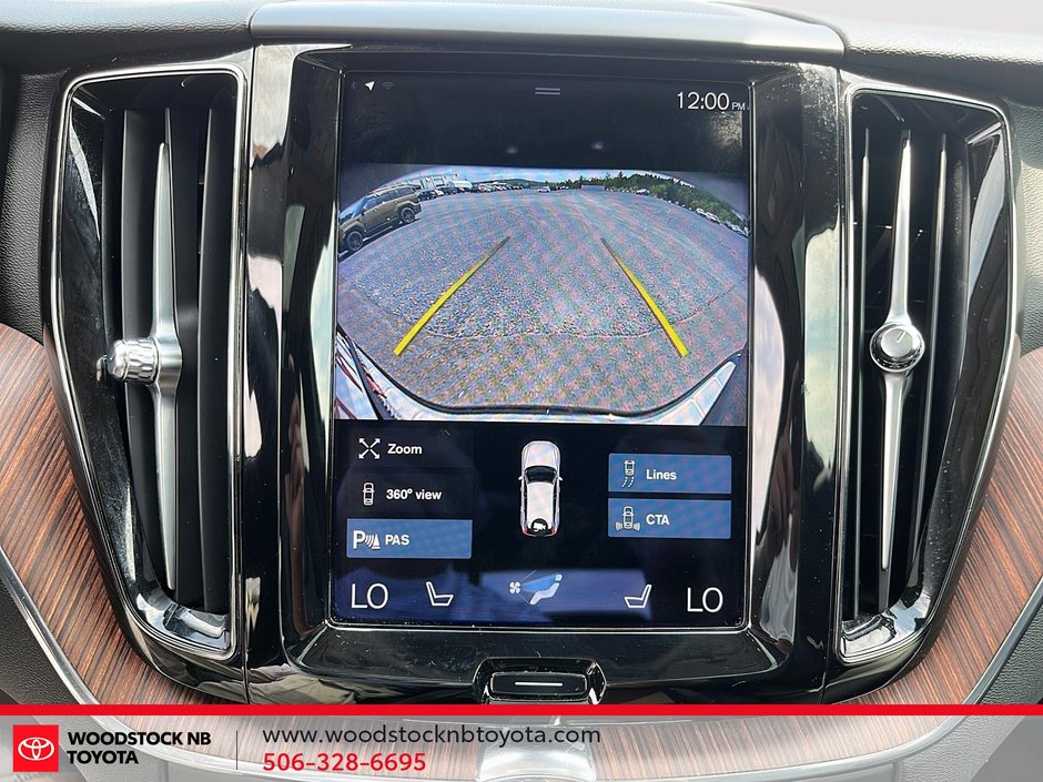 2021 Volvo XC60 Inscription Expression-25