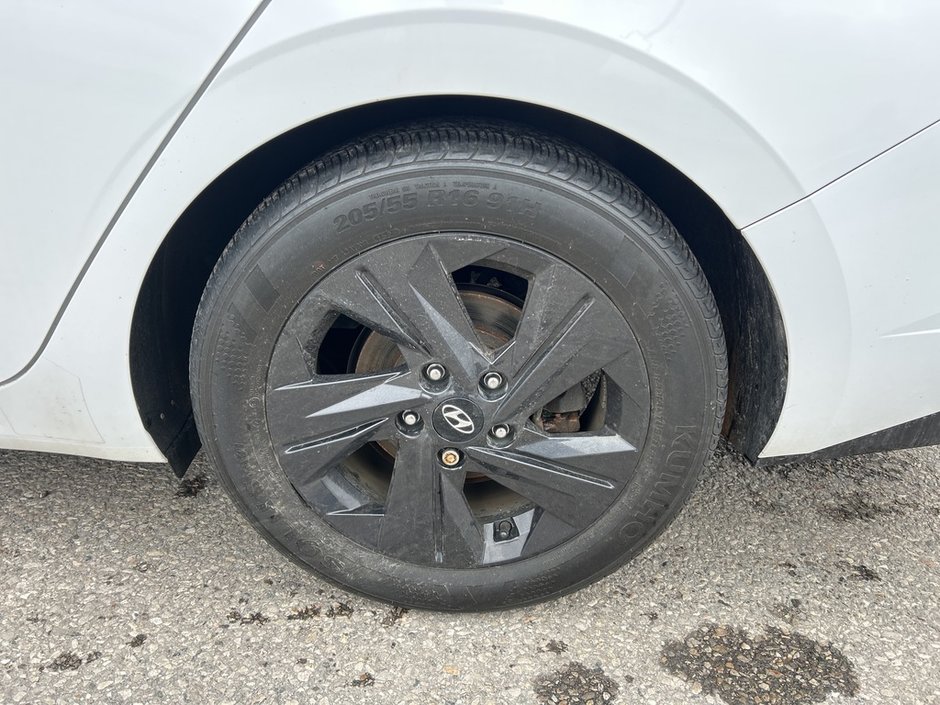 2021 Hyundai Elantra Hybrid Preferred-8
