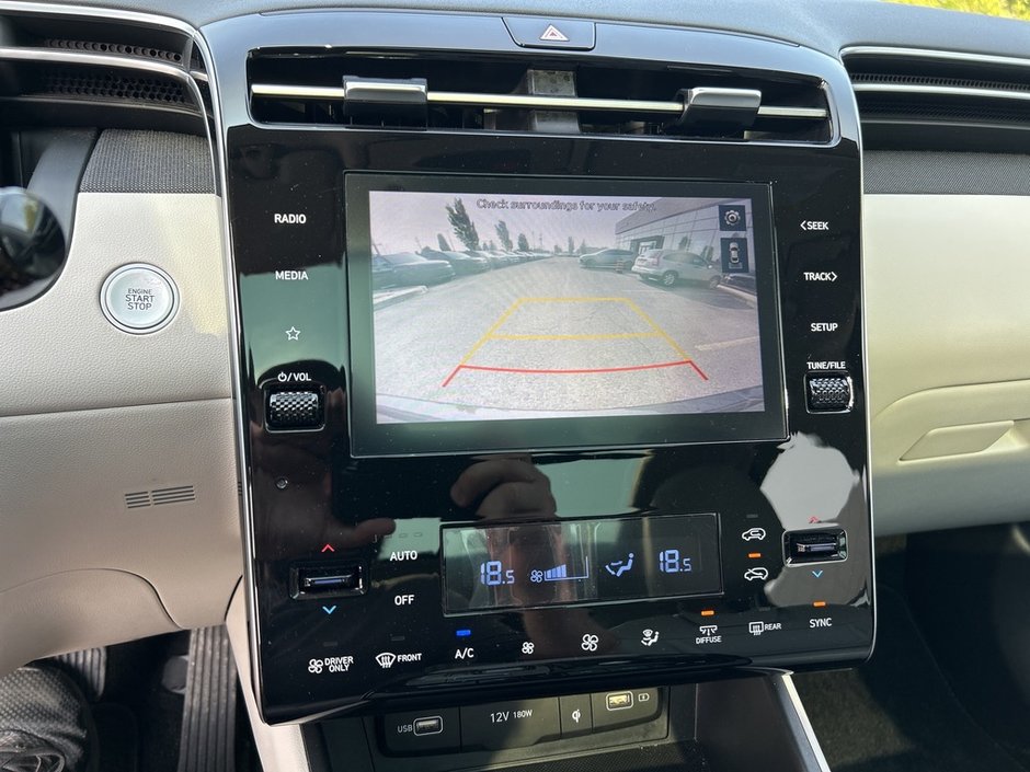 2022 Hyundai Tucson Plug-In Hybrid Luxury-16