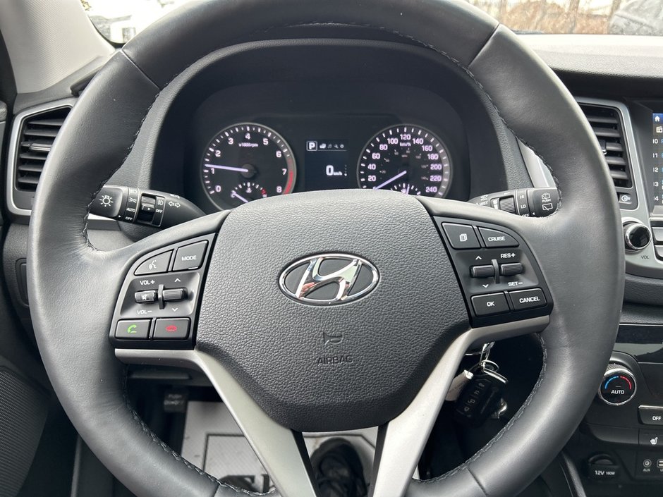 2018 Hyundai Tucson SE-16