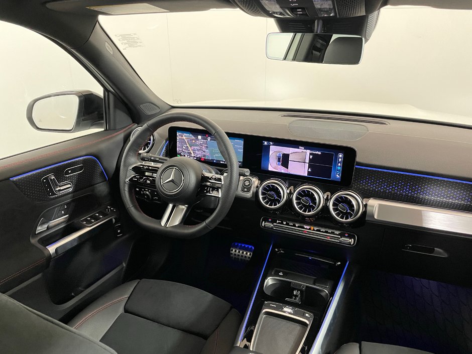 2025 Mercedes-Benz GLB 250 4MATIC