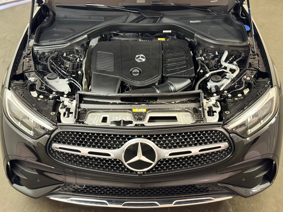 2025 Mercedes-Benz GLC 300 4MATIC