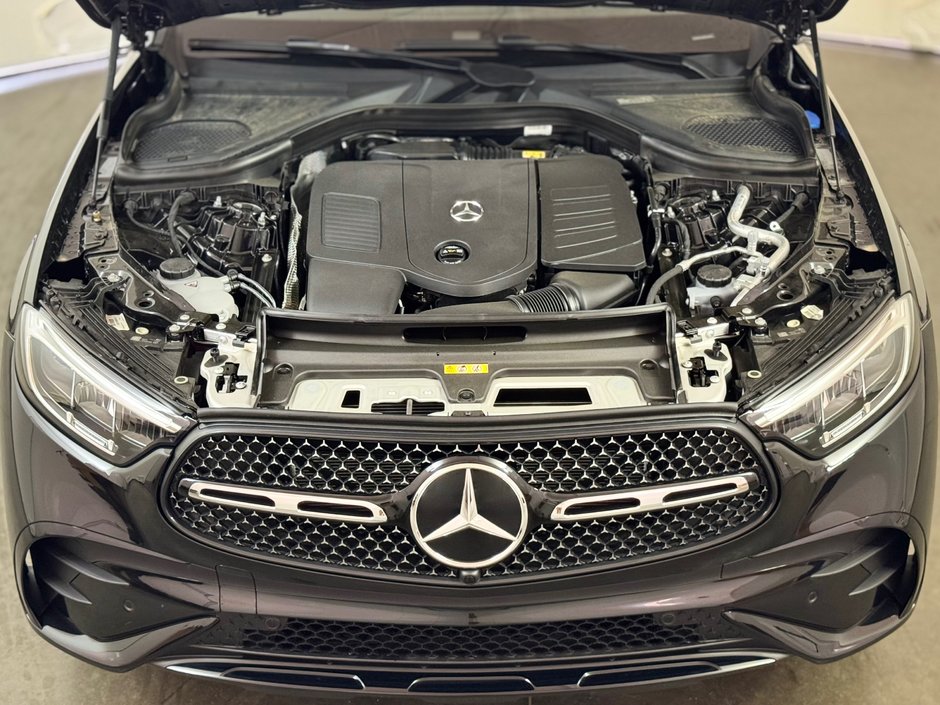 2025 Mercedes-Benz GLC 300 4MATIC