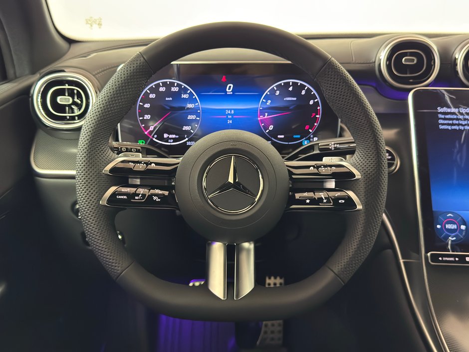 2025 Mercedes-Benz GLC 300 4MATIC