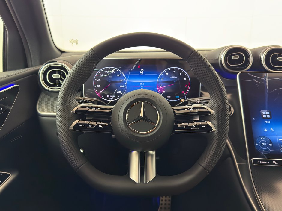 2025 Mercedes-Benz GLC 300 4MATIC