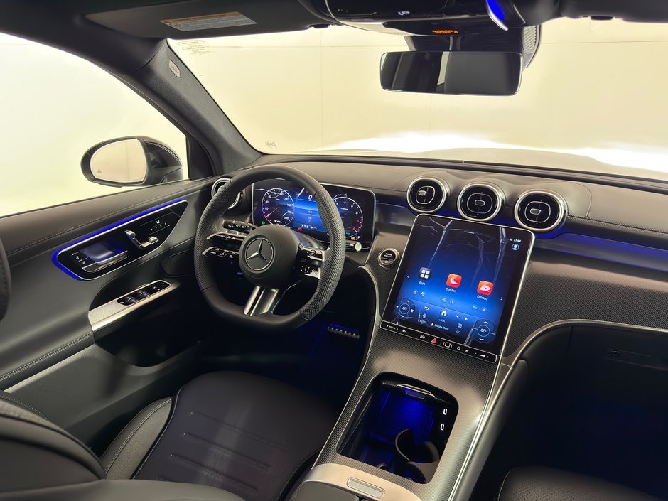 2025 Mercedes-Benz GLC 300 4MATIC