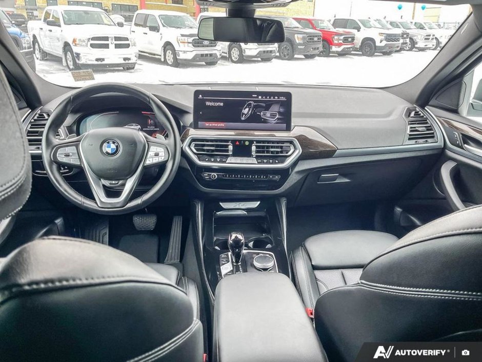 2025 BMW X4 XDRIVE30I-23