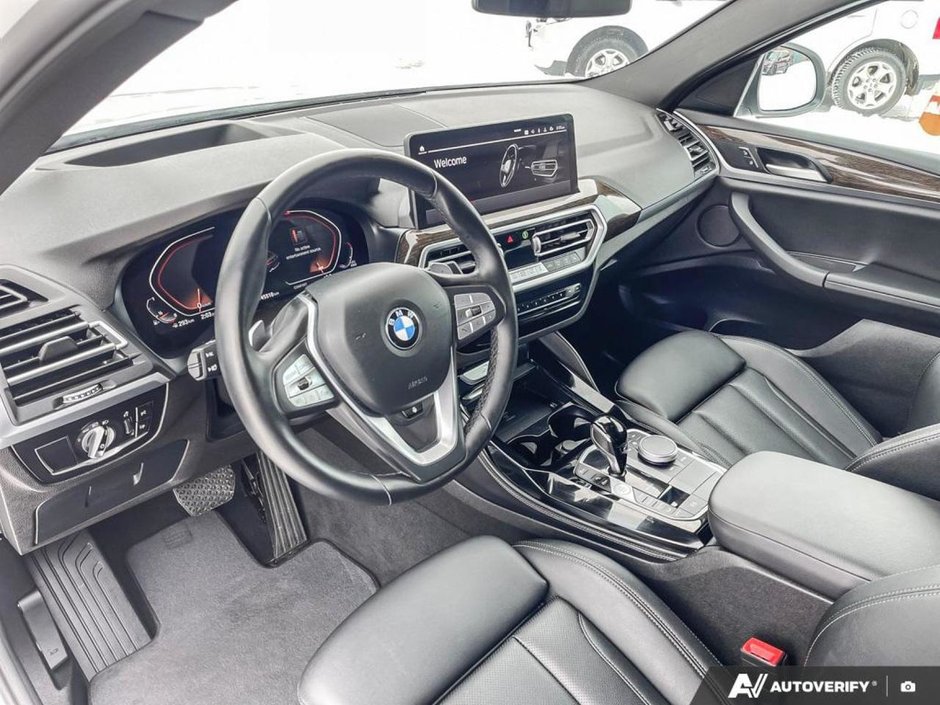 2025 BMW X4 XDRIVE30I-12