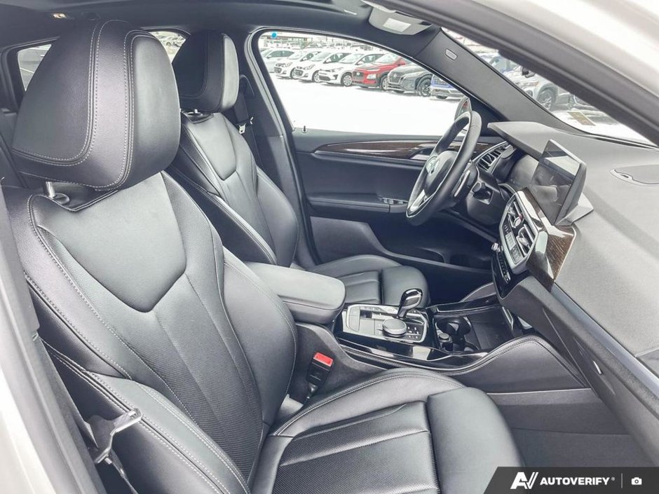 2025 BMW X4 XDRIVE30I-21