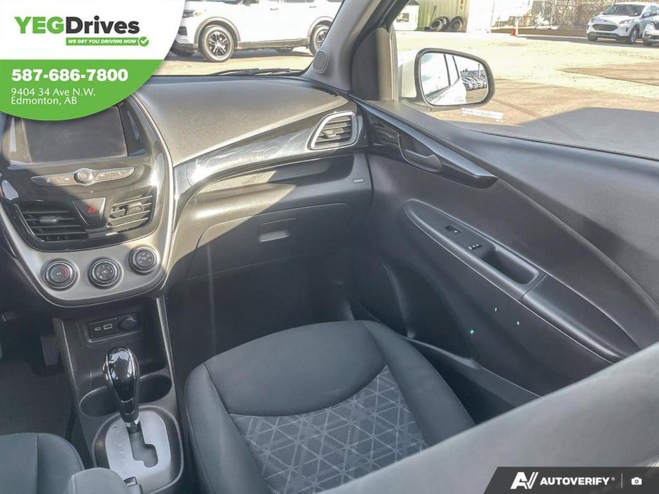 2021 Chevrolet SPARK 1LT-24