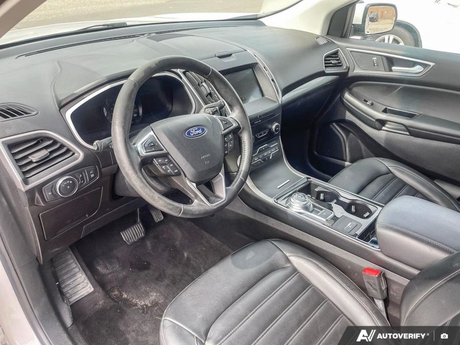 2019 Ford EDGE SEL-12