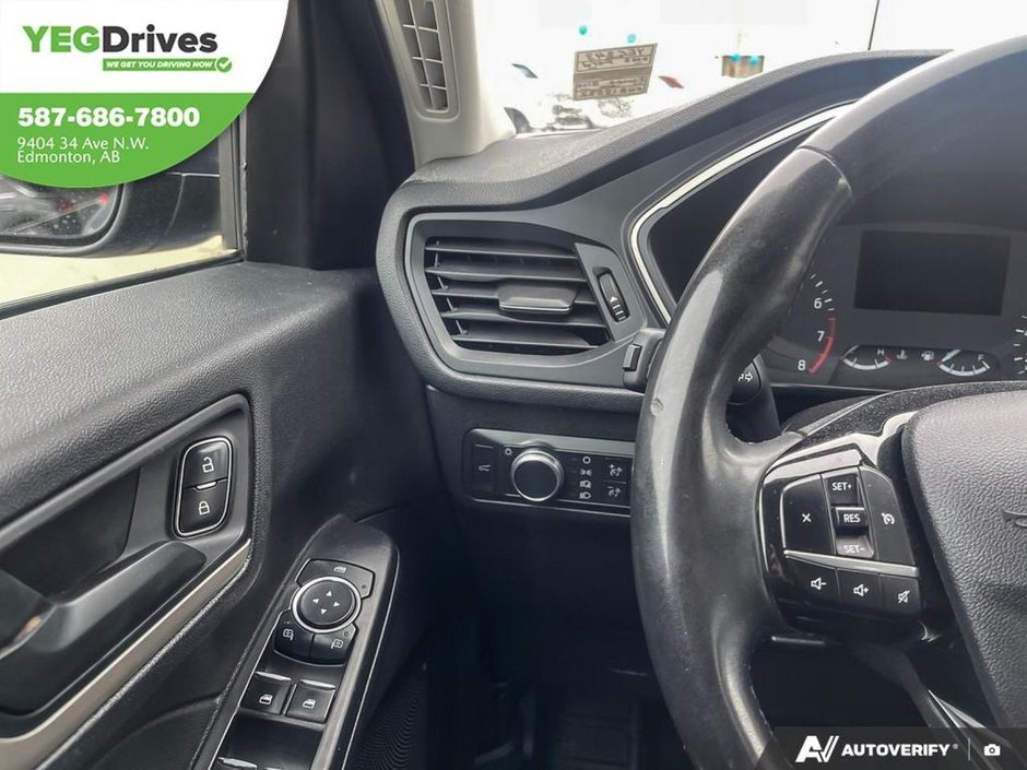 2022 Ford Escape SE-16