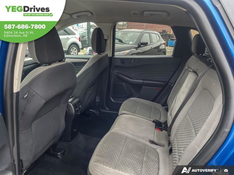 2022 Ford Escape SE-22