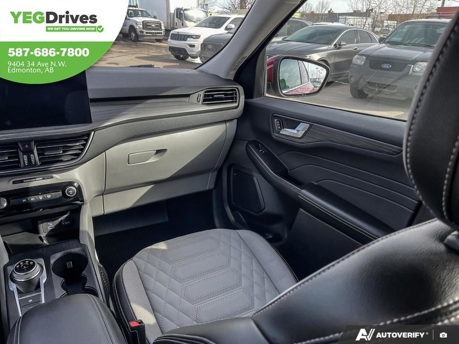 2023 Ford ESCAPE PHEV-24