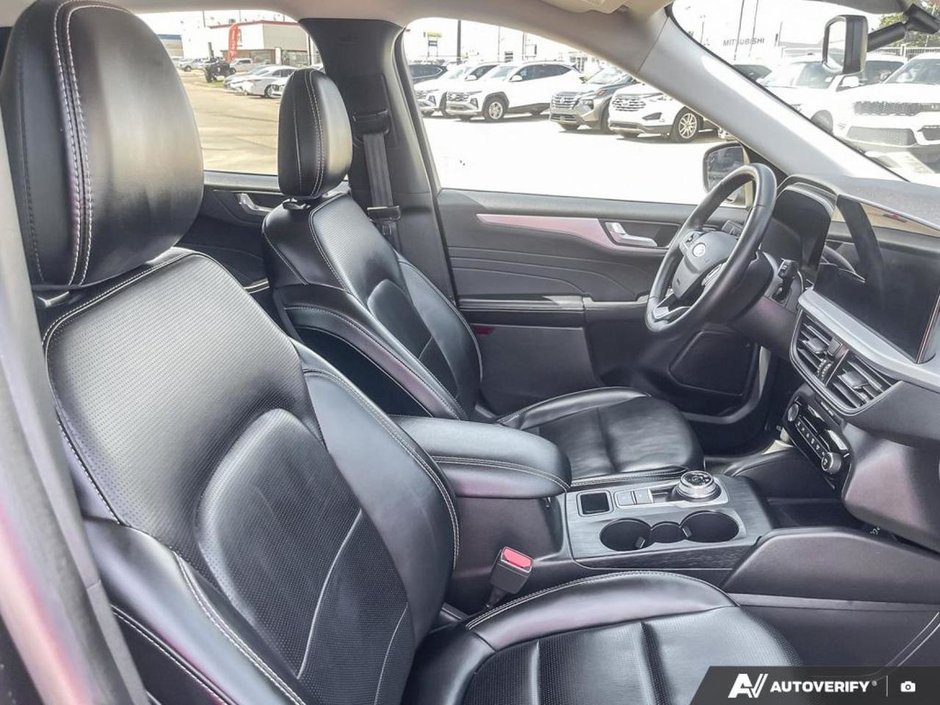 2024 Ford Escape Platinum-21