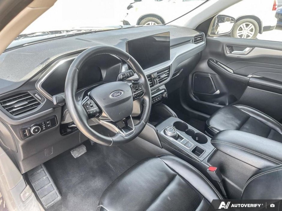 2024 Ford Escape Platinum-12