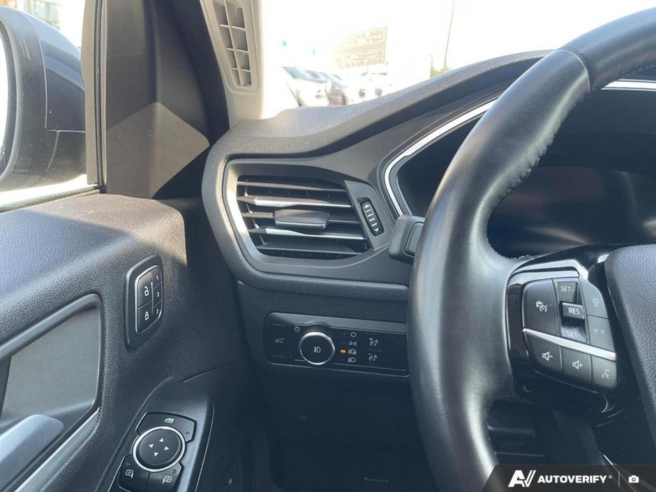 2024 Ford Escape Platinum-16