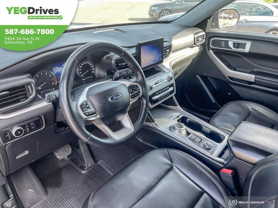 2023 Ford Explorer XLT-12