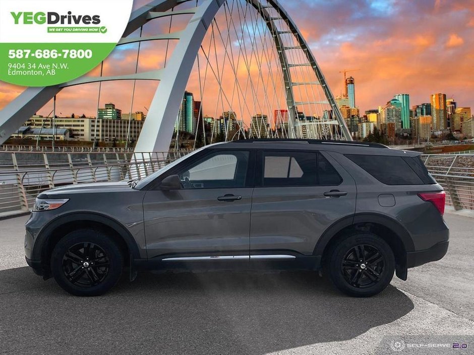 2023 Ford Explorer XLT-2