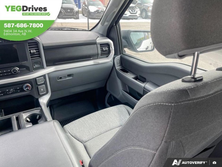 2022 Ford F-150 XLT-24