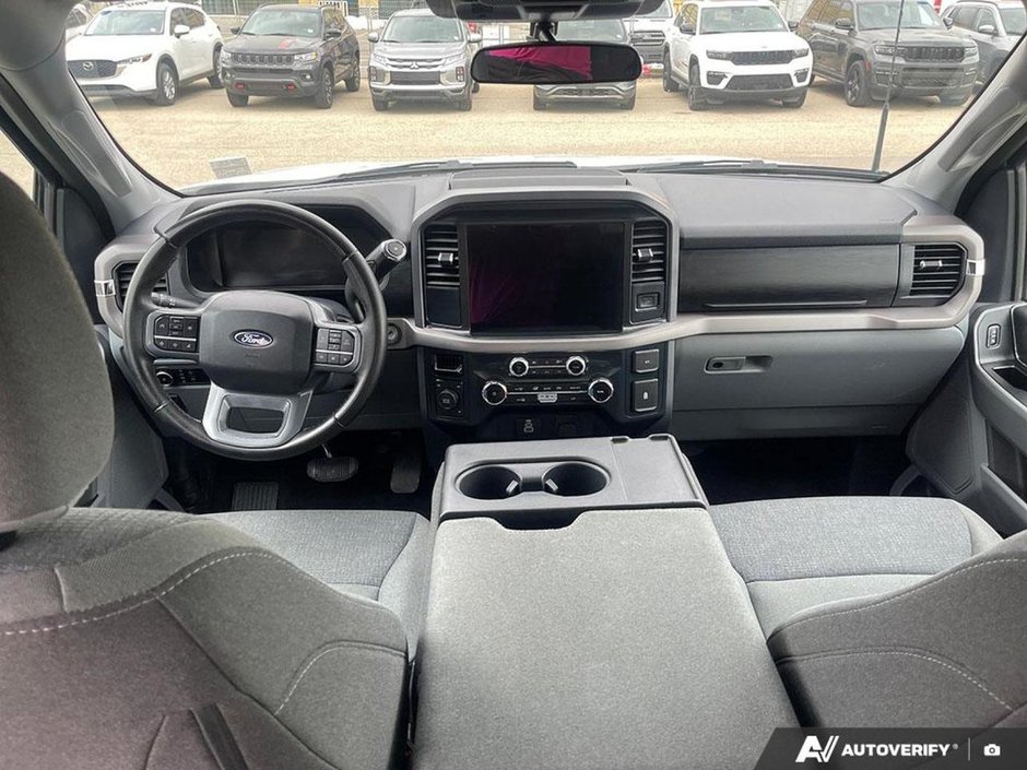 2025 Ford F-150 XLT-23