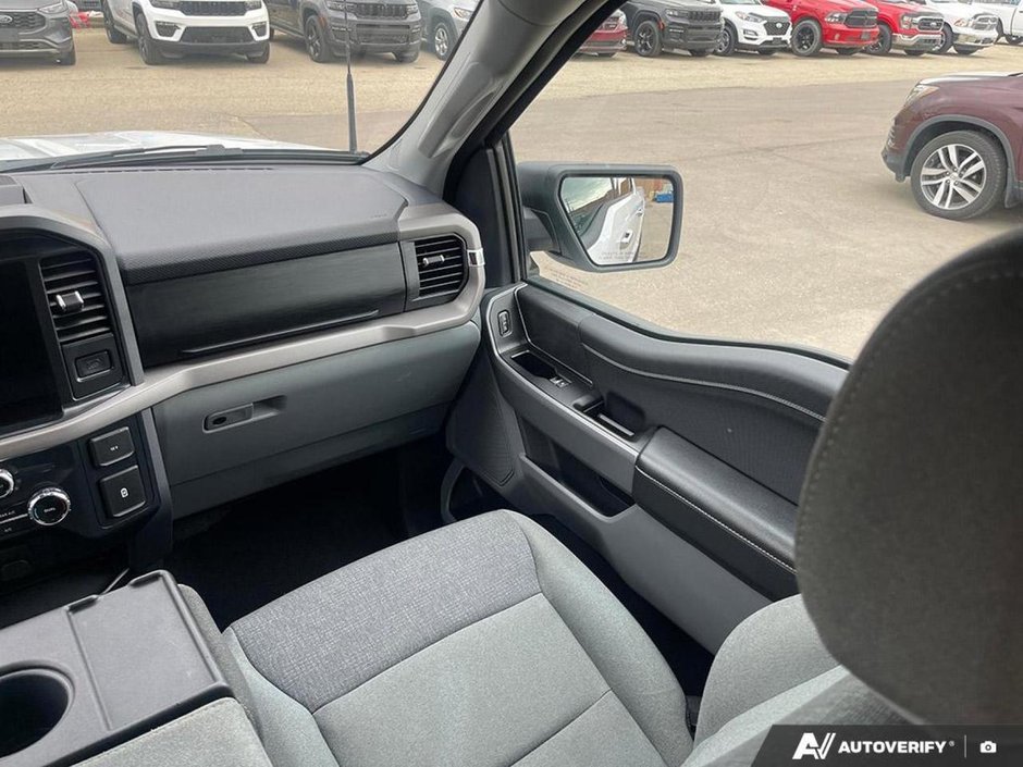 2025 Ford F-150 XLT-24