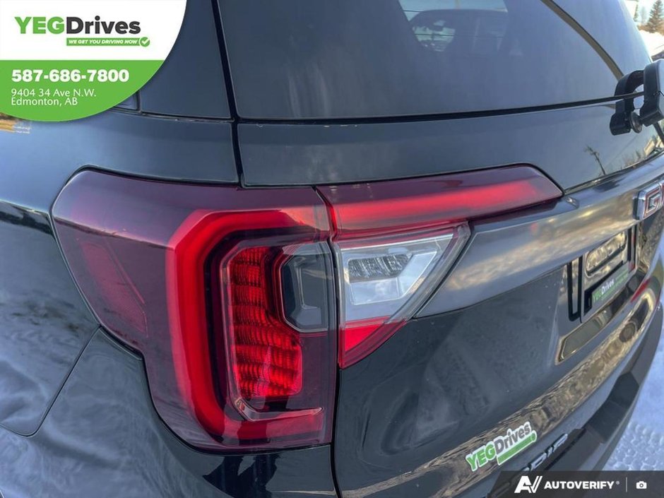 2023 GMC Acadia AT4-10