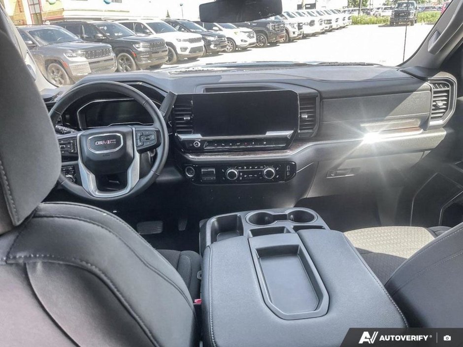 2024 GMC Sierra 1500 SLE-23