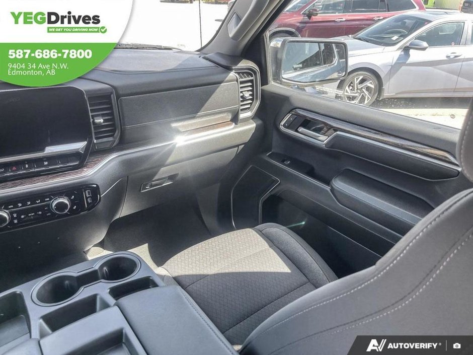 2024 GMC Sierra 1500 SLE-24