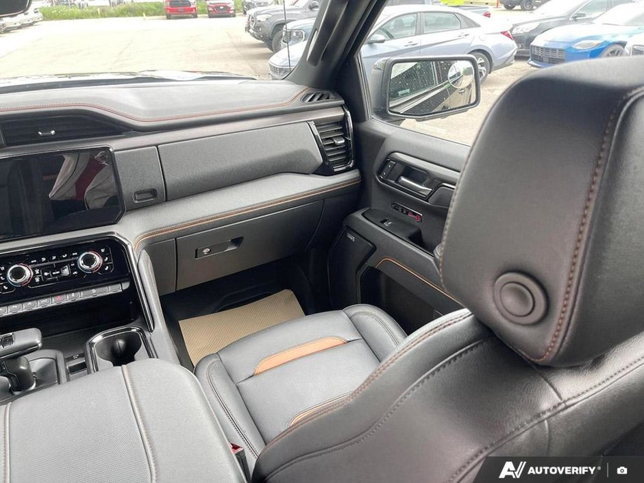 2025 GMC Sierra 1500 AT4-19