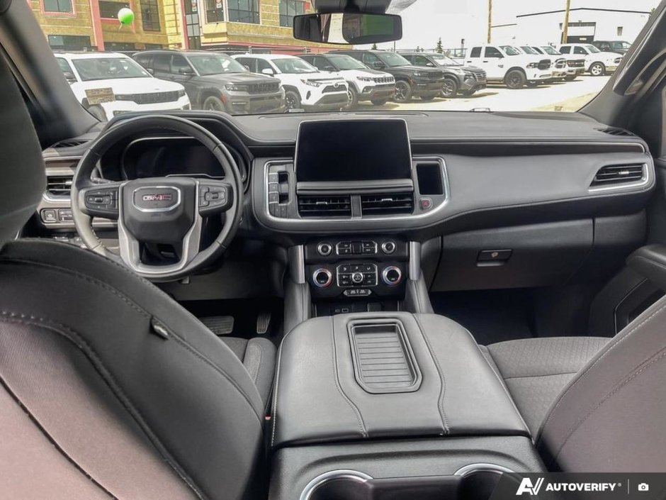 2024 GMC Yukon SLE-23