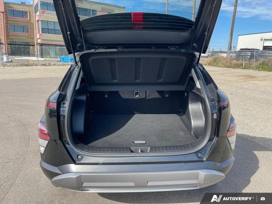 2025 Hyundai Kona Preferred Trend-11