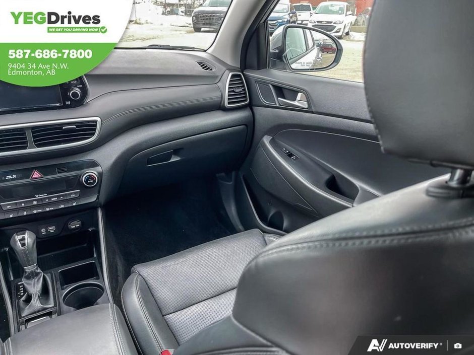 2020 Hyundai TUCSON LUXURY-24