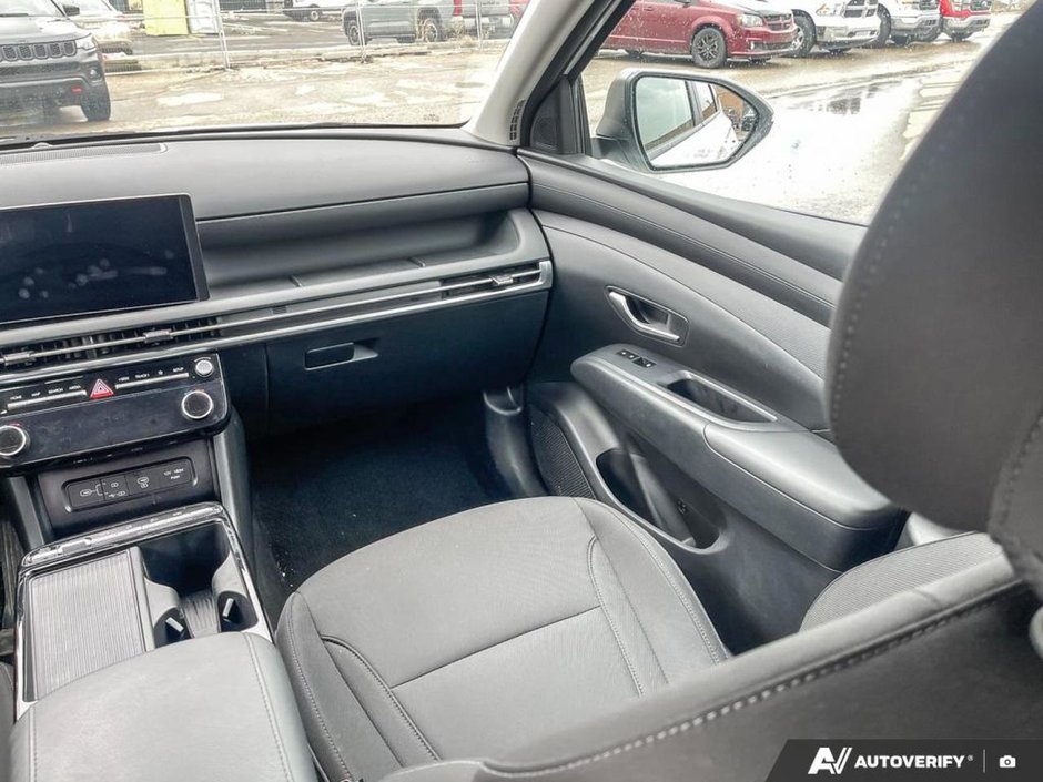 2025 Hyundai Tucson Preferred-24