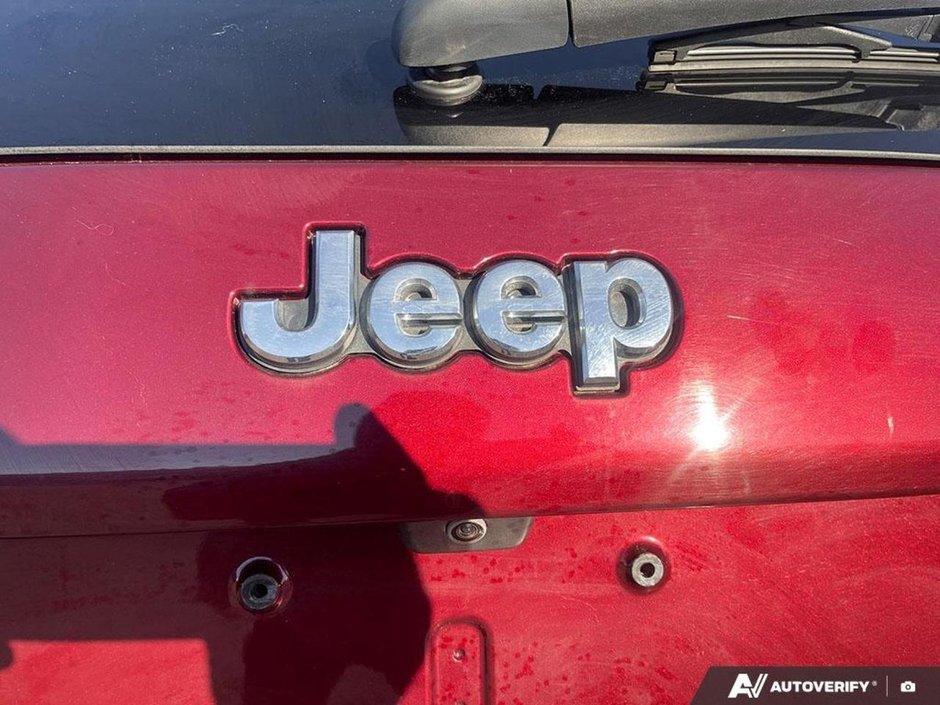 2019 Jeep Cherokee Limited-8