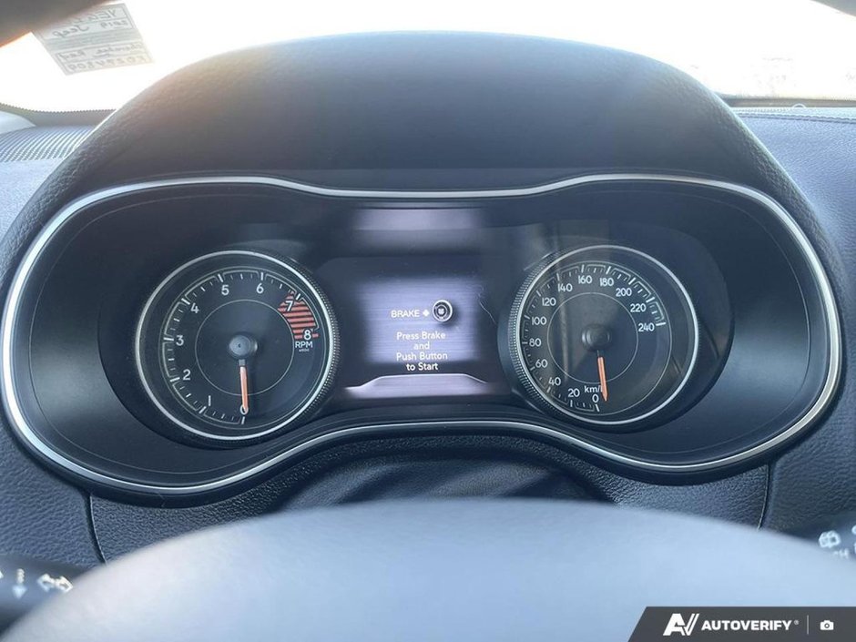2019 Jeep Cherokee Limited-14